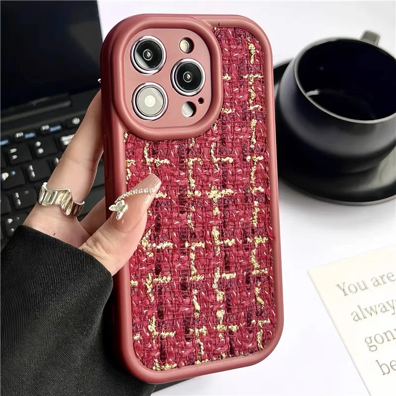 Custodia per telefono in tessuto peloso invernale in peluche per iPhone 15 14 11 12 13 Pro Max Estetica Fuzzy Lattice Stile Coreano Morbido_voghion.com