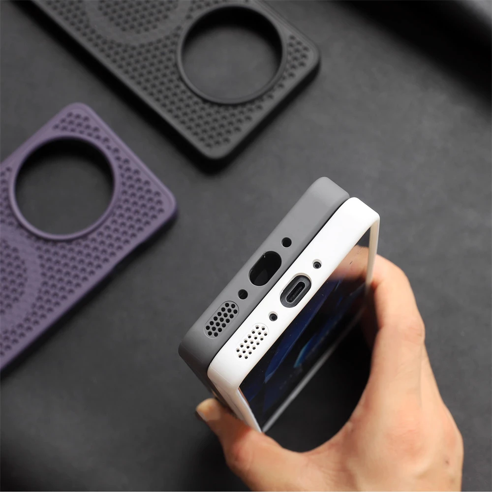 Honeycomb Heat Dissipation Breathable Magnetic Cooling Case with Wireless Charging Compatibility