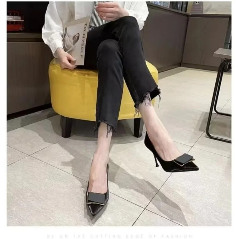 Autumntime Scarpa singola a punta con tacco alto e sottile nero da donna Tinta unita Scarpe semplici con tacco per tutte le partite da donna_voghion.com