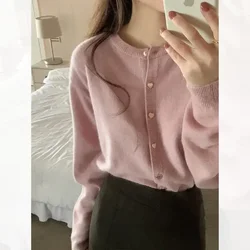 Knitted Cardigan Women's 2023 Spring Autumn Korean Style Short Heart Button Sweet Sweater Coat Jerseys for Women Pink Green