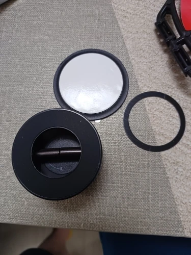 Magnetic Car Phone Holder 360° Rotation Folding With Vacuum Suction Cup For iPhone 12-16 Series Car/Gym/Driving Phone Holder photo review