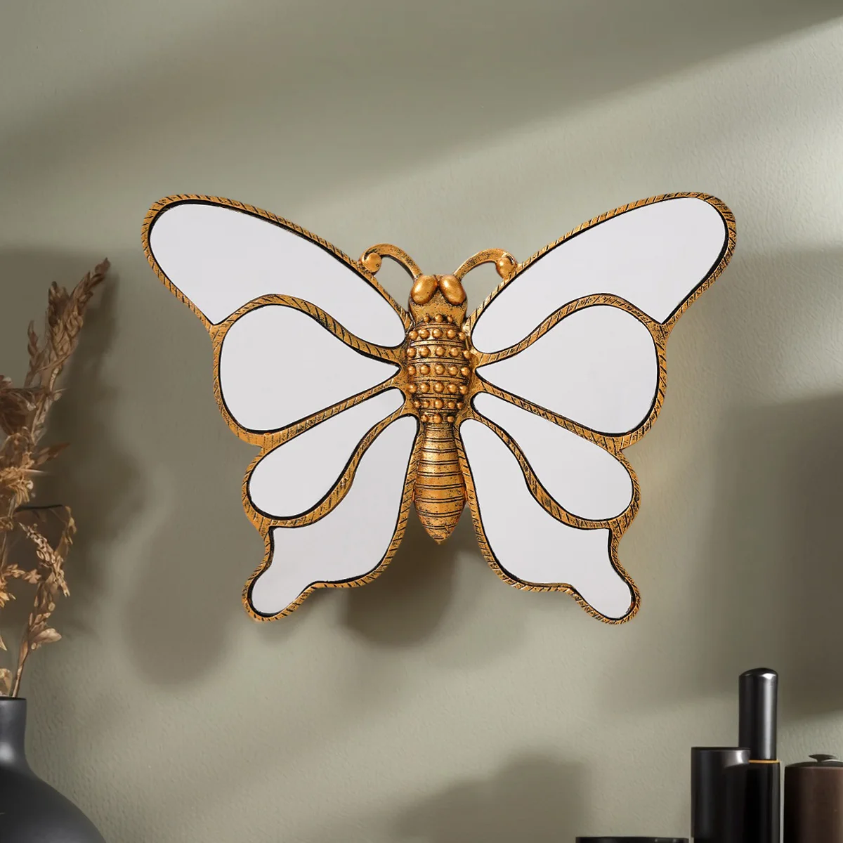 1PC,8.6* 12-inch retro distressed resin material eight-sided mirror, butterfly-shaped home decoration craft wall hanging