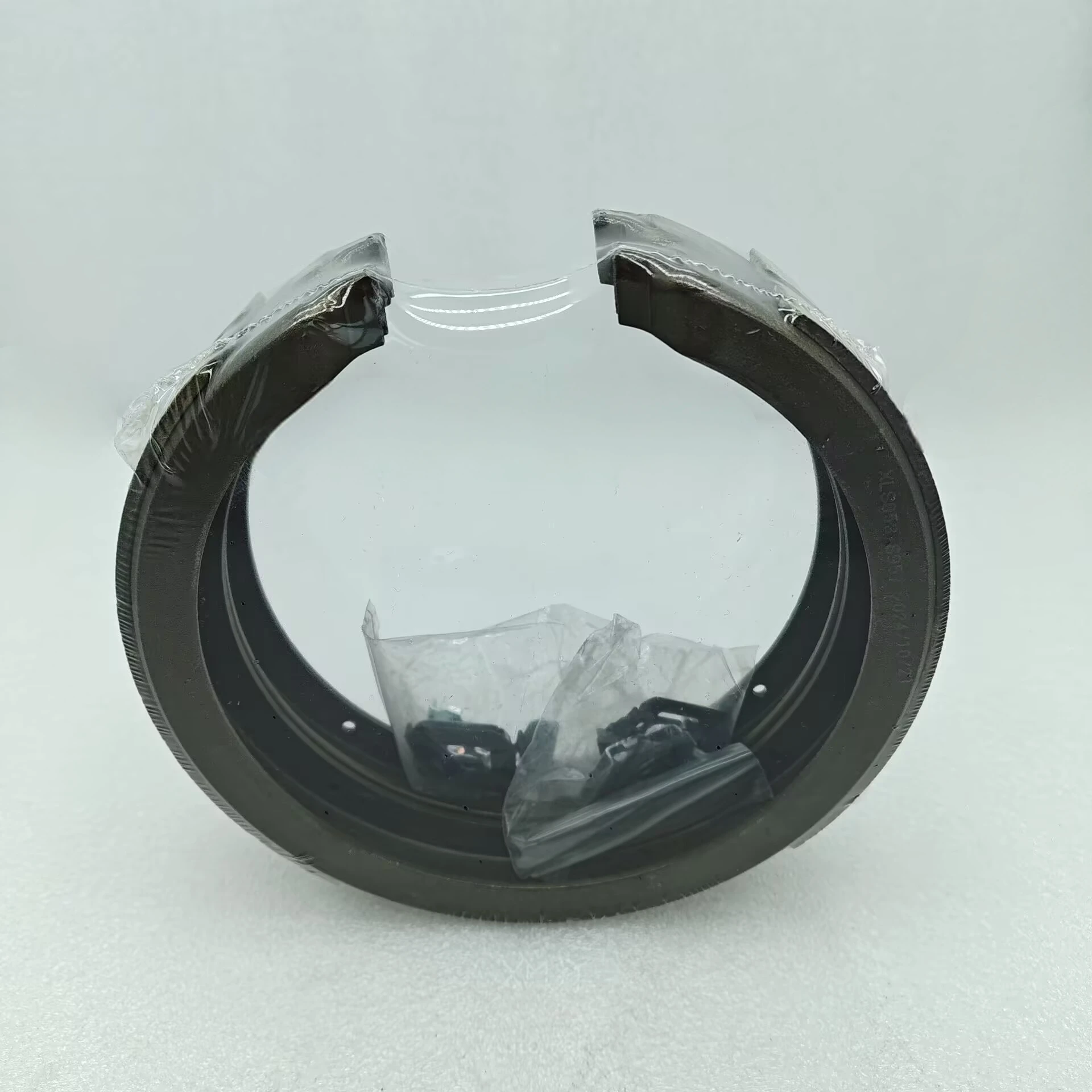 SHOE ASSY-PARKING BRAKE For Ssangyong ACTYON KORANDO KYRON MUSSO REXTON 483KT05010