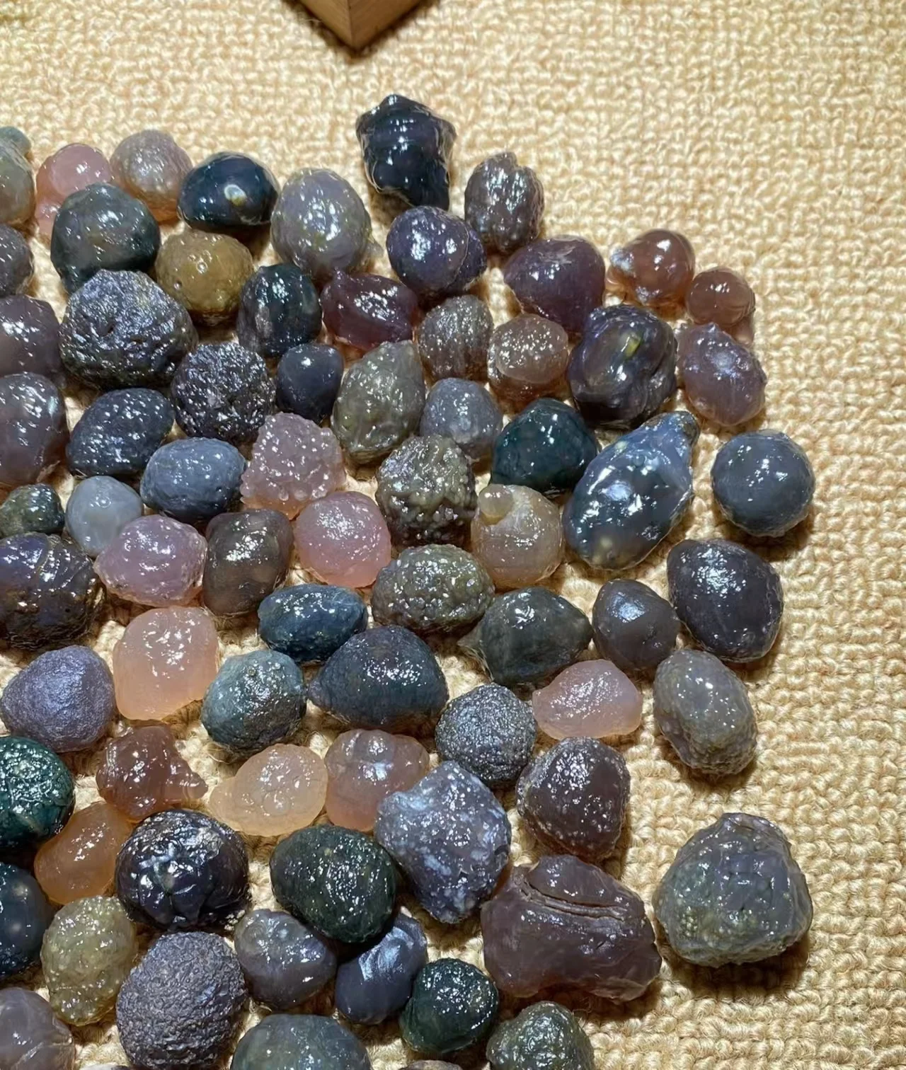 96pcs/lot Special sale boutique natural purple tendon vein loose beads Gobi agate diy pendant Collectibles rare