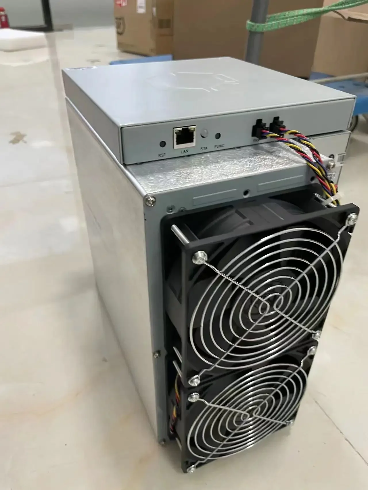 

(ORIGINAL) Canaan Avalon 1246 85th s Miner