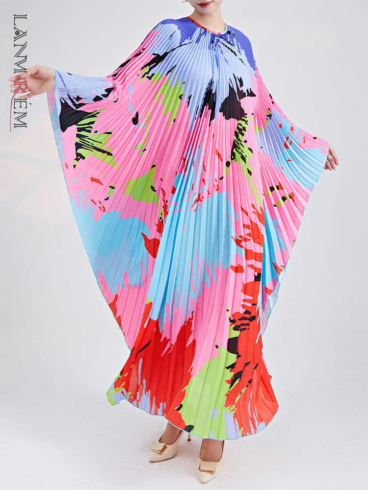 

LANMREM Pleated Dress For Women Designer Printed Round Neck Batwing Sleeves High End Holiday Dresses 2023 Summer New 2YA3119