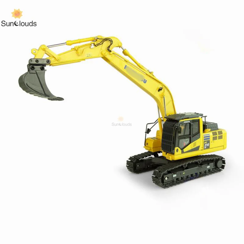 For Komatsu Alloy PC210LC-11 Excavator Model UNIVERSAL HOBBIES UH8122 1:50 Scale Die Cast Model Toy Car & Collection Gift