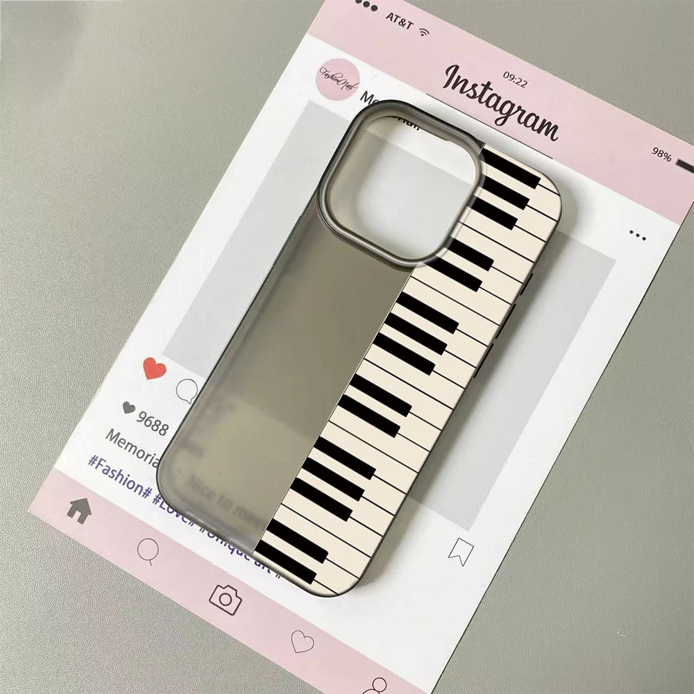 รูปสินค้า เคสโทรศัพท์ลายดอกไม้คลาสสิก นุ่มสบาย คุ้มครองดี หลายรุ่นใช้ได้