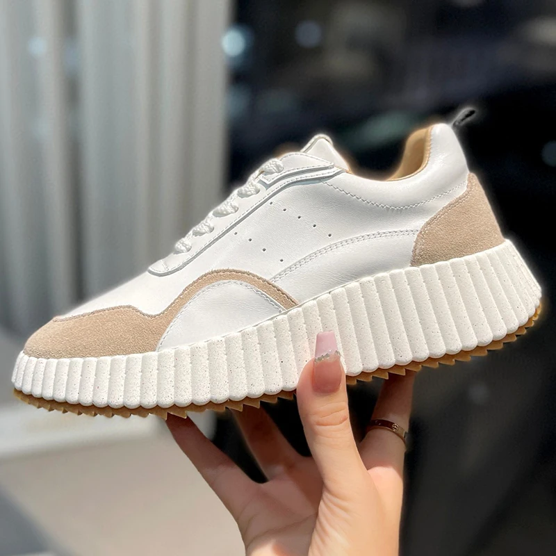 

2023 Female Loafers Autumn New Eco-Fashion Breathable Height Increasing Sneakers Versatile Thick Bottom Ladies Casual Shoes