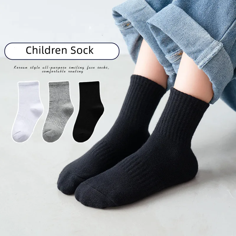 

1 Pair Kids Boy Sock Ins Simplicity Solid Color Calf Sock for Baby Boy Girl Spring Autumn Cotton Sport School Children Sock