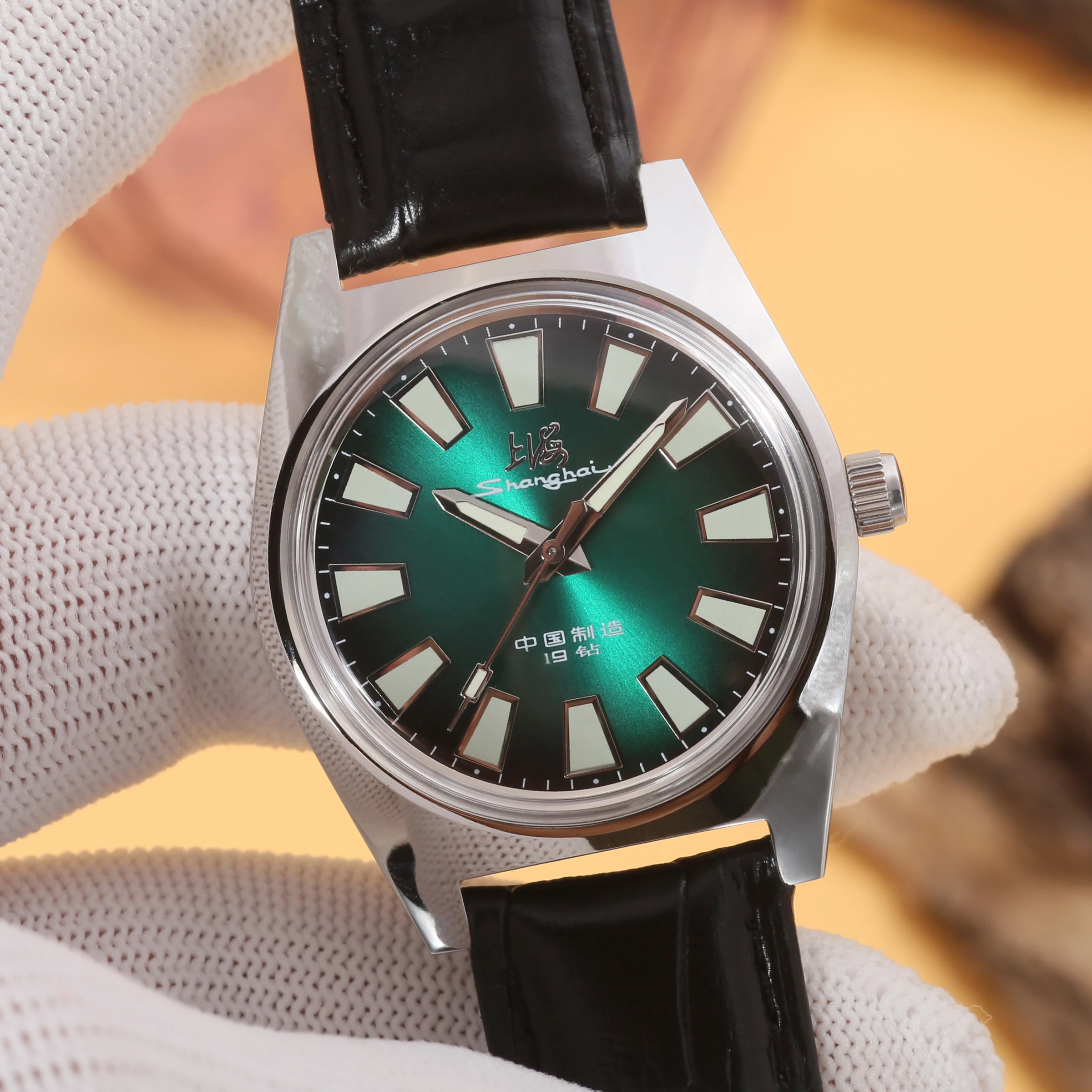 รูปสินค้า นาฬิกา Bauhaus Design 36 มม. กลไกมือหมุน