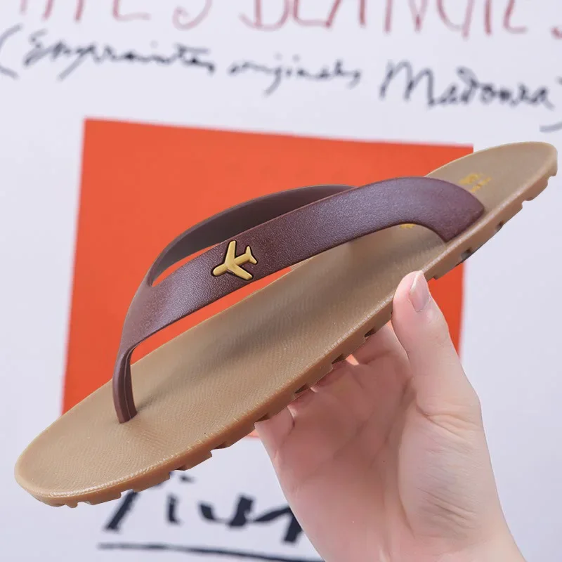 Anti-Slip Odor-Resistant Men's Rubber Sandals Beachwear Wear-Resistant Summer Flip Flops for Outdoor Activities