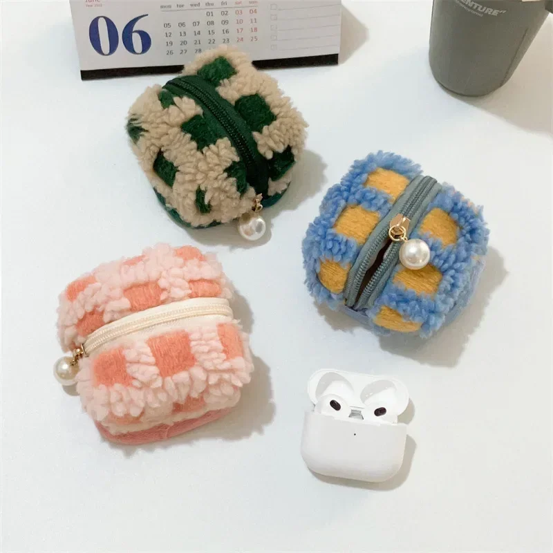 1 Piece Fashion Colorful Waffle Grid Universal Portable Cute Fluff Mini Storage Bag for Small Items