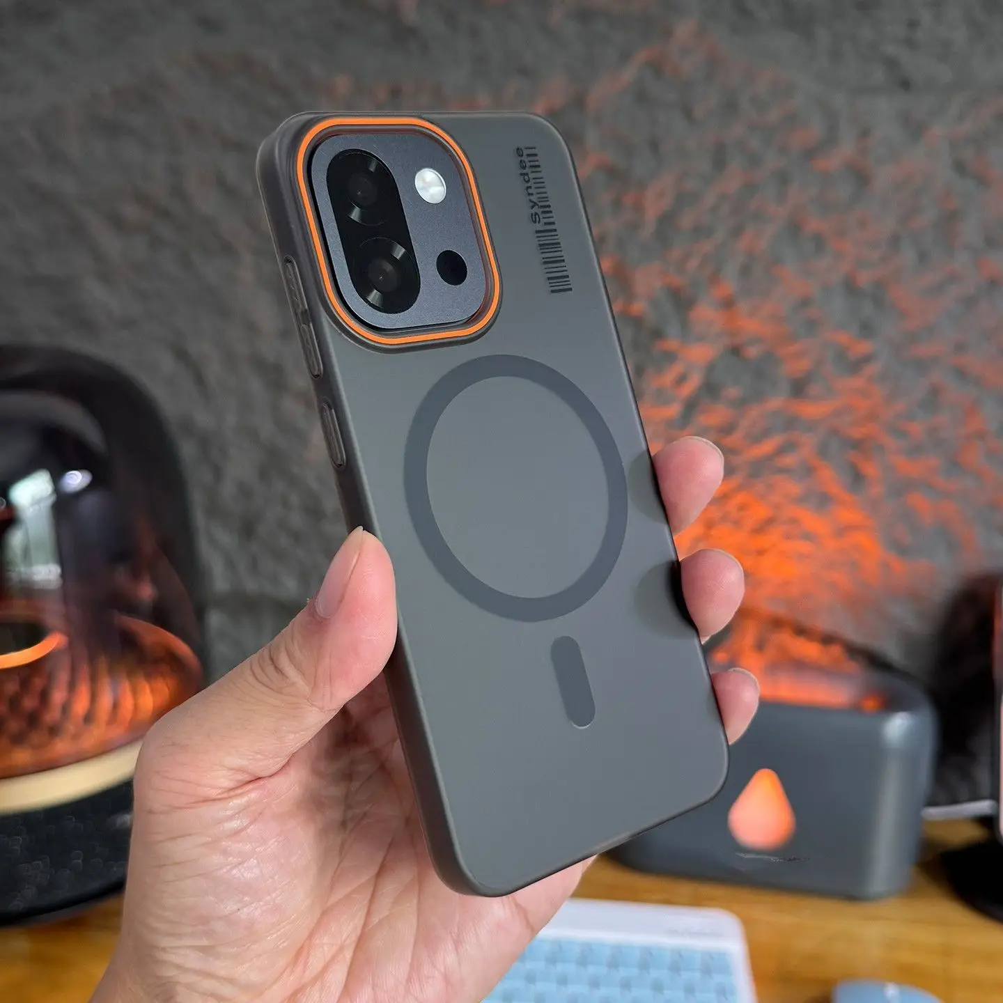 Luxurious Magnetic Lens Protection Case - Shockproof Bumper Cover