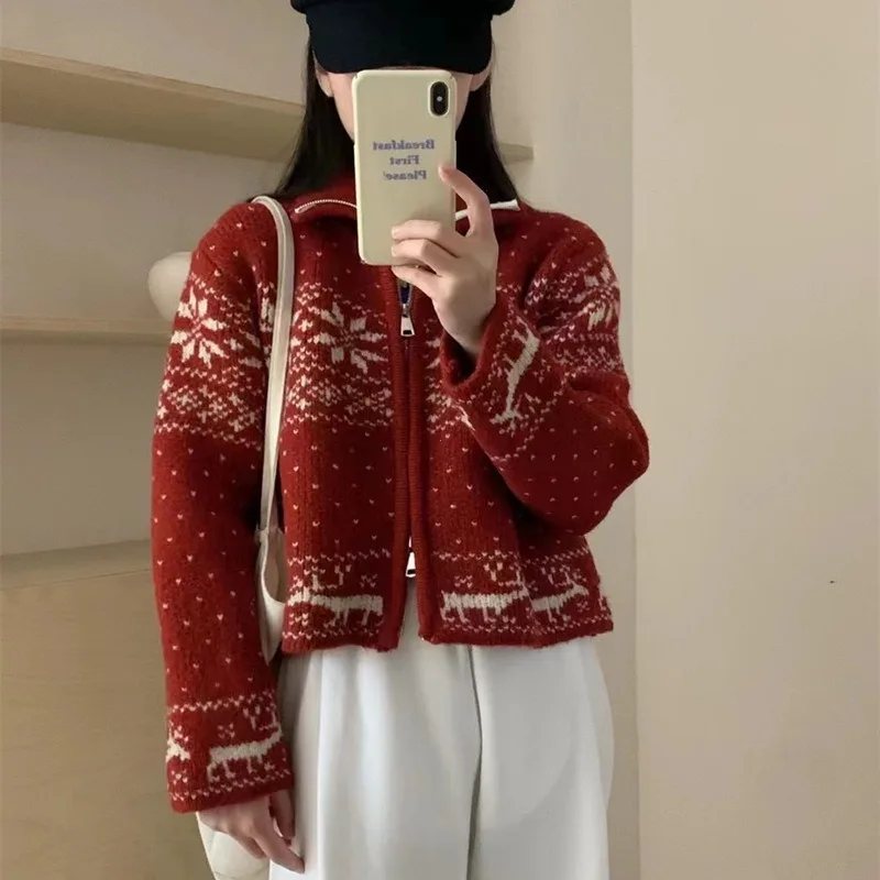 

2023 Korean Chic Loose Short Snowflake Nordic Turtleneck Two-Way Knitted Zip-up Winter sweater Outerwear