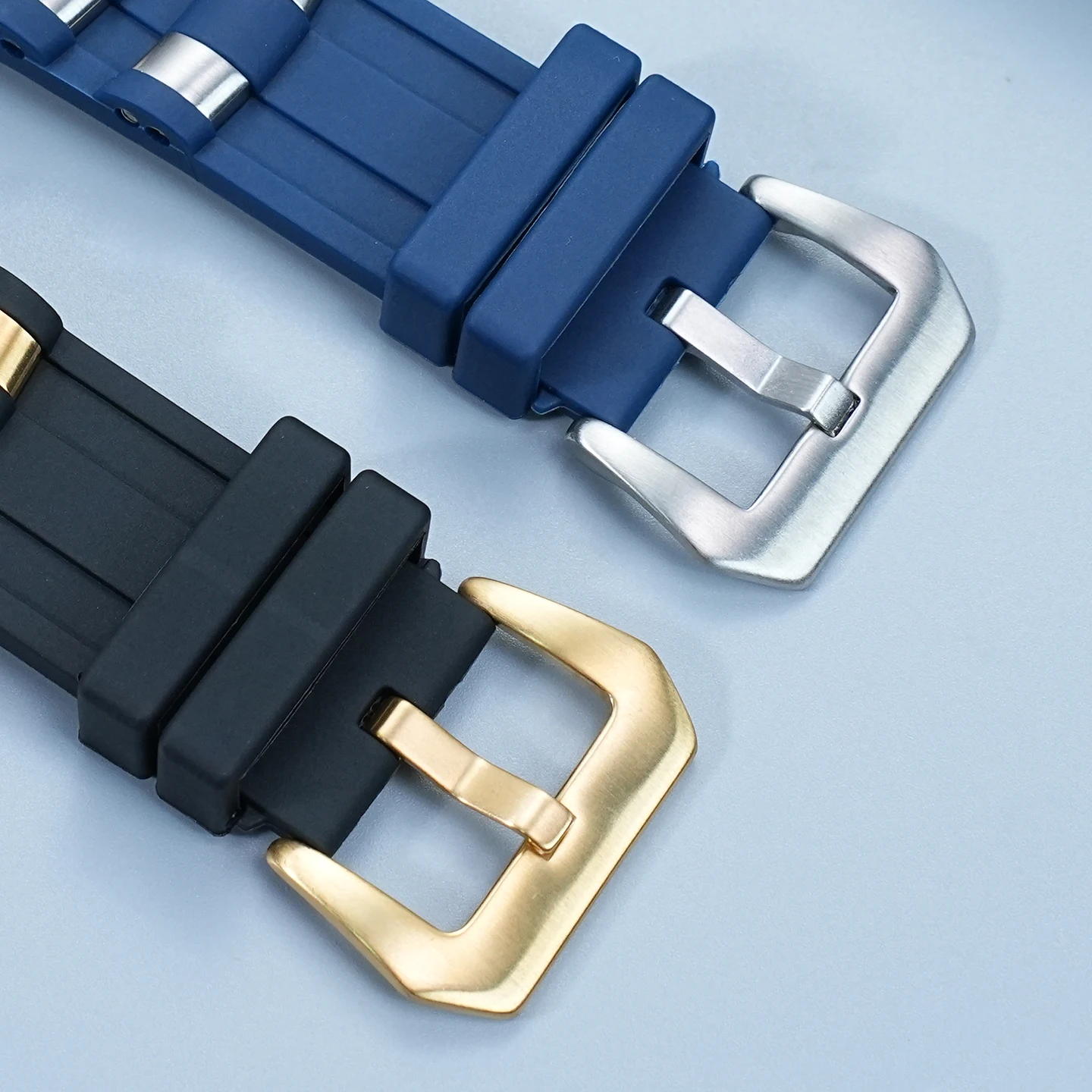 Black and Blue Rubber Sport Wristband - 26mm Silicone Watchband