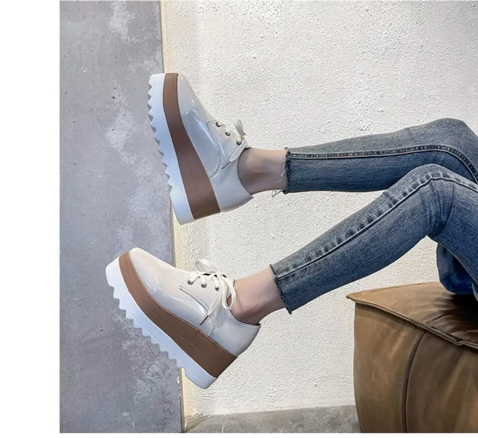 New Classic Spring Autumn Shoes Woman patent leather Leather Women Flats Female Fashion Shoes Slip On Women's Loafers Big Size