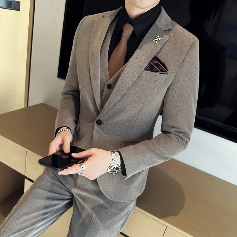 

New high-quality solid color (suit + vest + trousers) British casual business handsome high-end groom dress three-piece M-7XL
