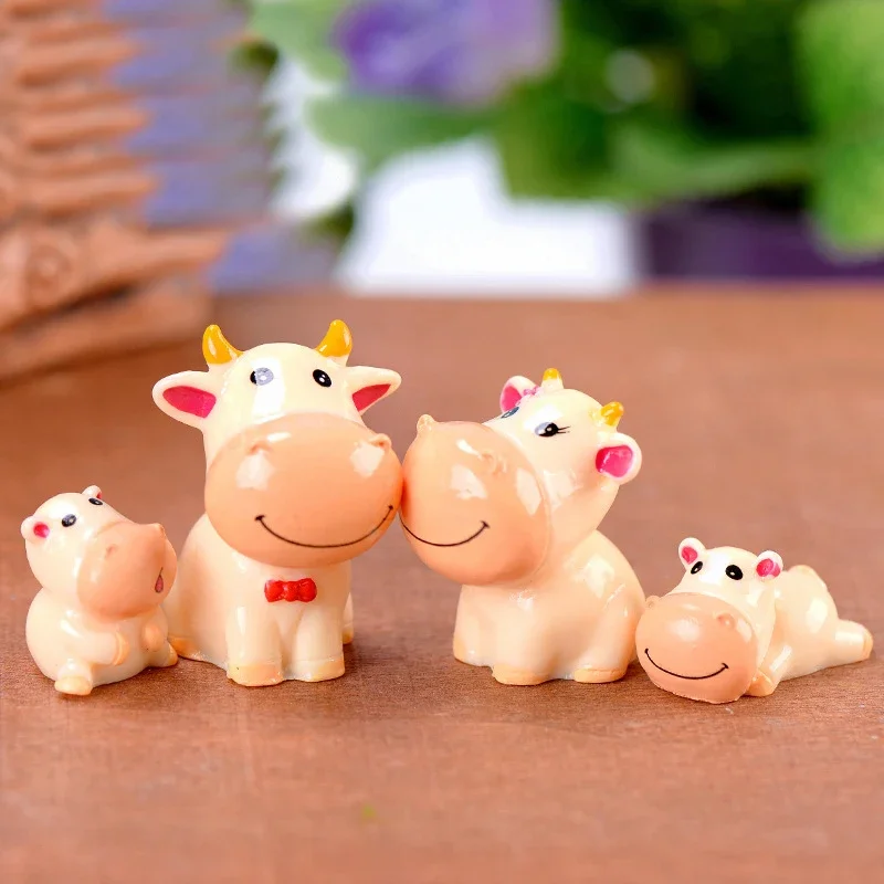 4PCS Cute Cow Family Animal Model Figurine Home Miniature Fairy Garden Decoration Accessories Statue Resin Craft Figurines