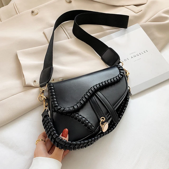 2022 New Fashion Saddle Women Bag One Shoulder Handle Trend Casual Hasp Zipper PU Material Polyester Inside Lock Ornament Bag 2