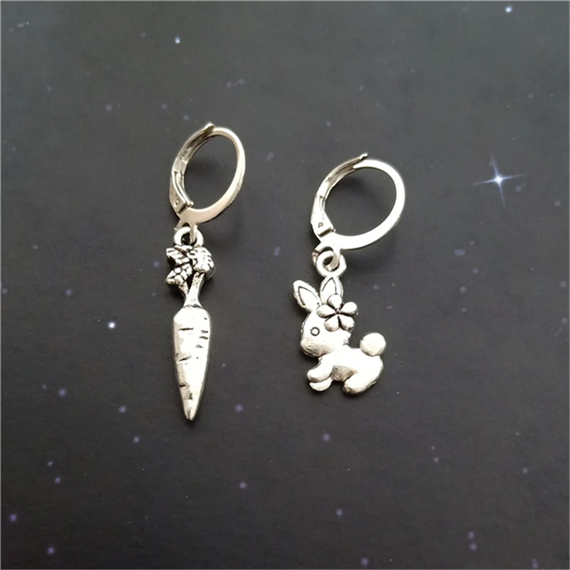 Orecchini Con Ciondoli A Forma Di Carota E Coniglio Piccoli, Orecchini Con Amante Degli Animali, Orecchini A Cerchio Con Coniglio, Orecchini Con Retro