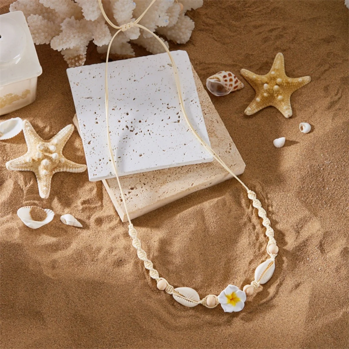 Weiche Ton-Blumenanhänger-Halskette mit Muschelimitat für Damen und Herren, Boho-Blumen-Strand-Halskette, zarte Schlüsselbeinkette, Sommer-Choker-Schmuck – Detail 14