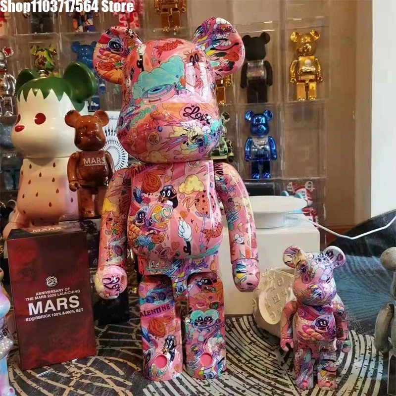

1000 violent bear building blocks Bear hand home TV wine cabinet decoration living room floor light luxury decorative doll