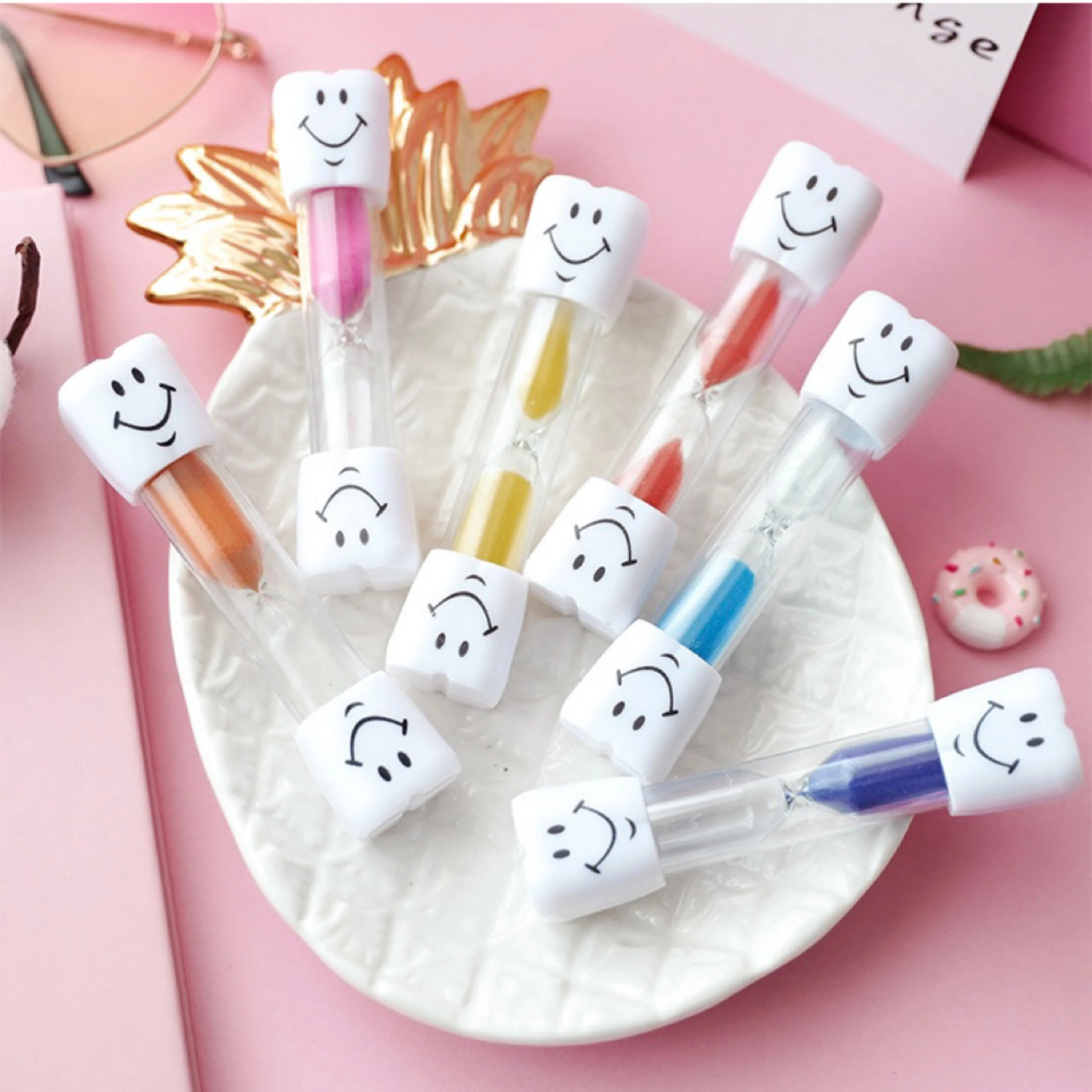 Description Picture 4 of itemSand Timer Hourglass 3 Minute Sandy Clock Dental Kids Sandglass Brushing Timer for Children Kids Gift Hourglass Decoration Home