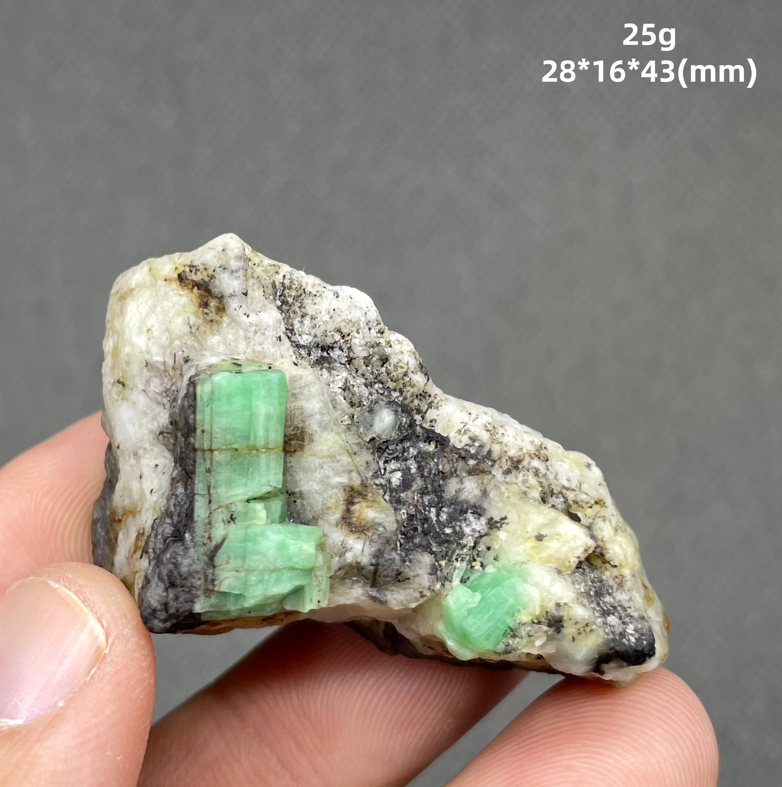 Natural emerald mineral specimen + healing quartz crystals and stones rock gemstone 3