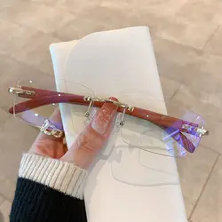 Chic Gradient Punk Rectangle Sunglasses with UV400 Protection (Gold - Transparent)