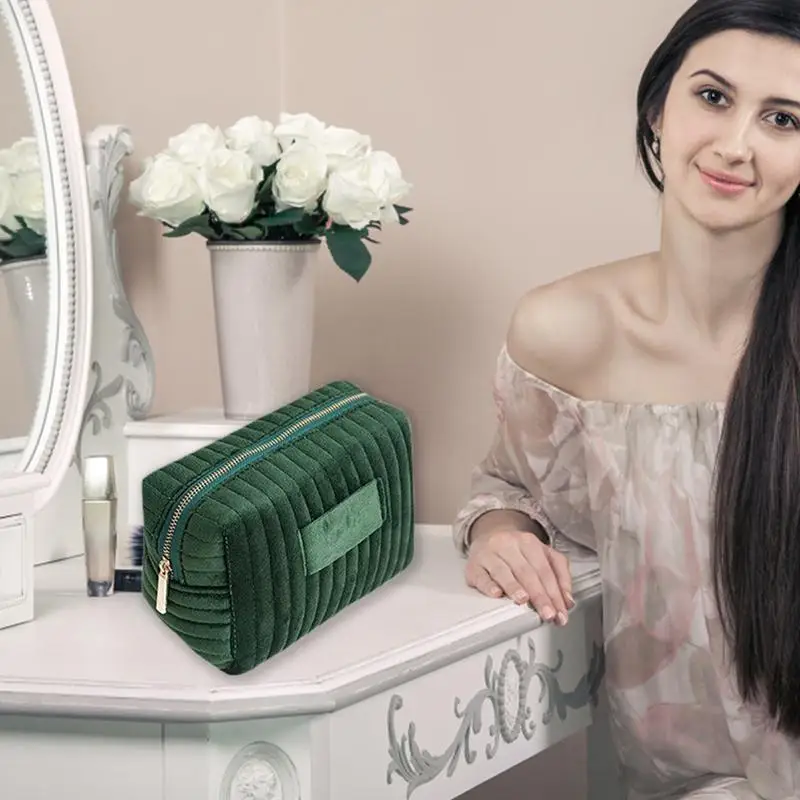 Velvet Makeup Cosmetic Bag Waterproof Travel Toiletry Bag Large Cosmetic Pouch Large Pouch Multifunctional Travel