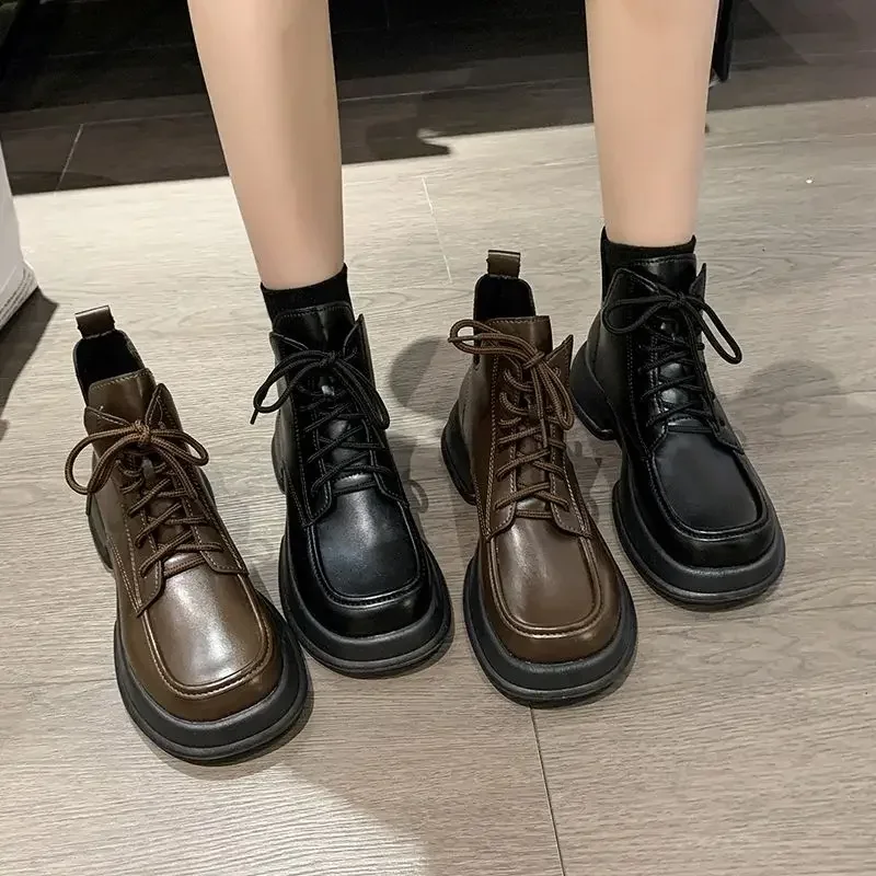 ZZ109 2024 Women's Autumn Anti Slip and Wear-resistant Short Boots Comfortable Thick Sole Fashionable Versatile Boots 5