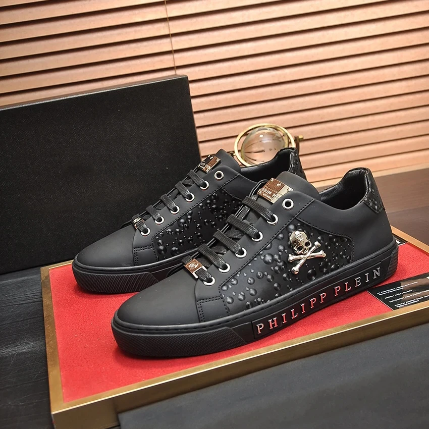 

New trend plein Skull Men Sports Sneakers None-Slip Breathable Head layer grain surface calf leather sheepskin lining Casual