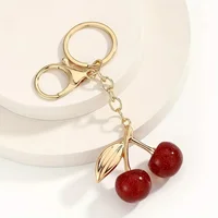 Porte-clés cerise élégant pour dames, fermoir mousqueton en alliage robuste et Durable, pendentif de sac polyvalent et élégant 5