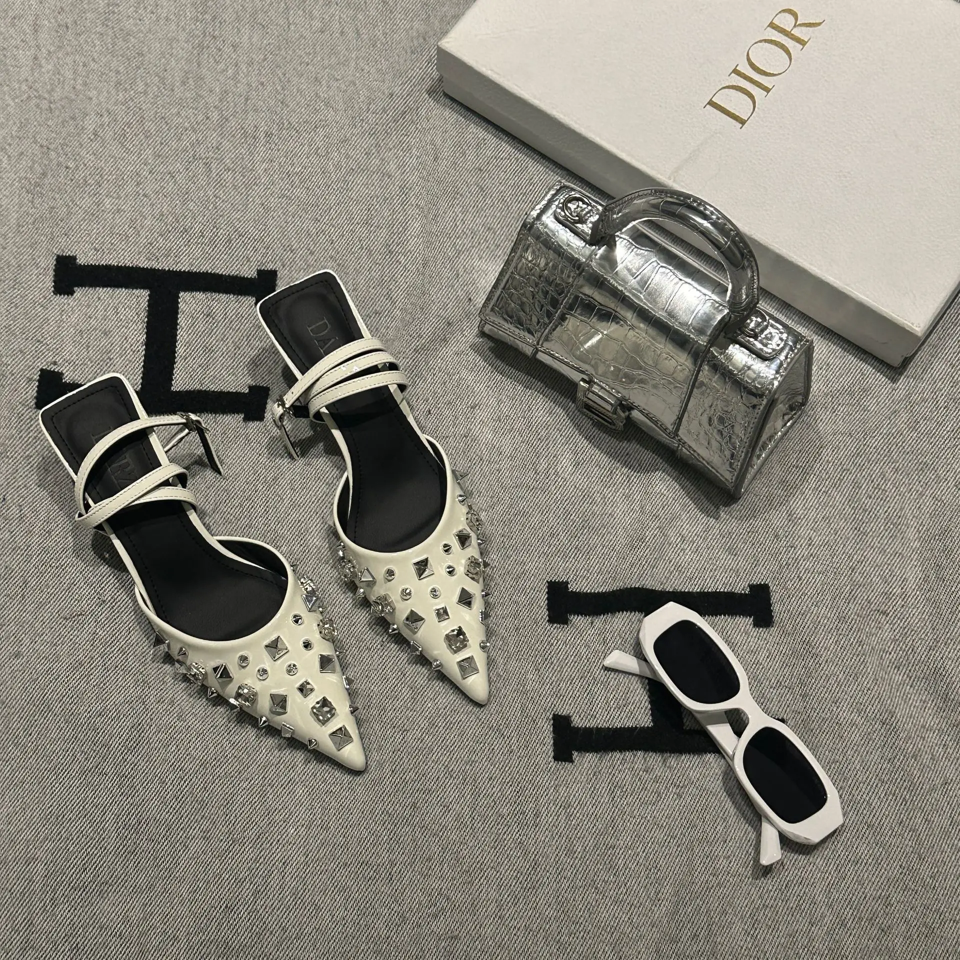 Baotou Sandals, Women's High Heels Spring and Autumn New European and American Pointed Mary Jane Single Silver Women's Shoes