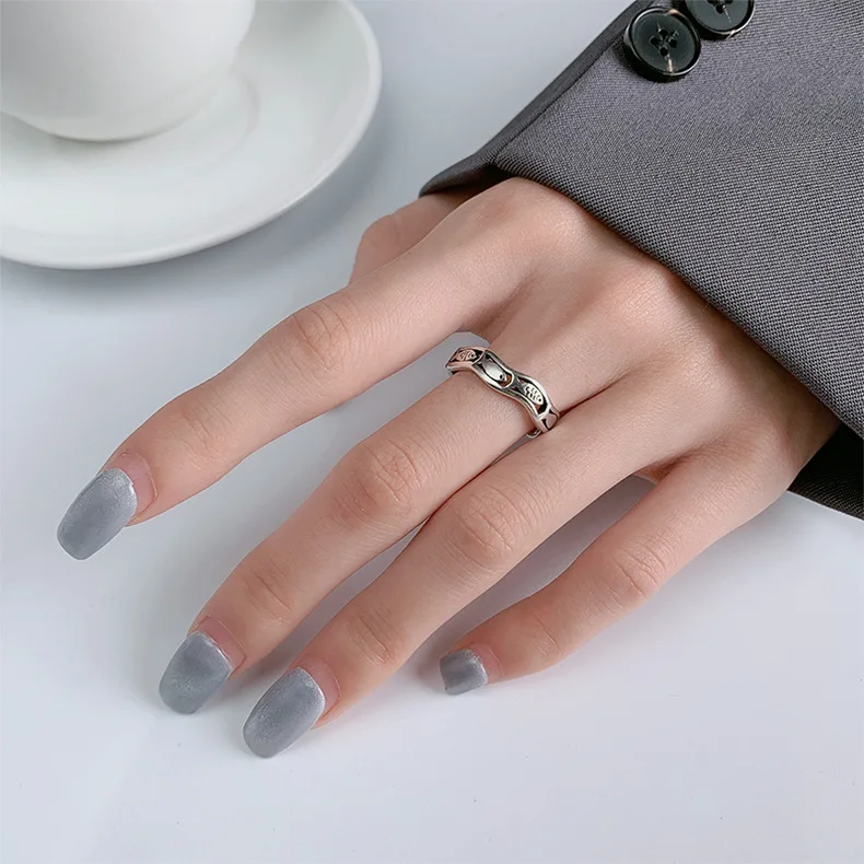 Elegant Women Finger Ring Silver Zircon
