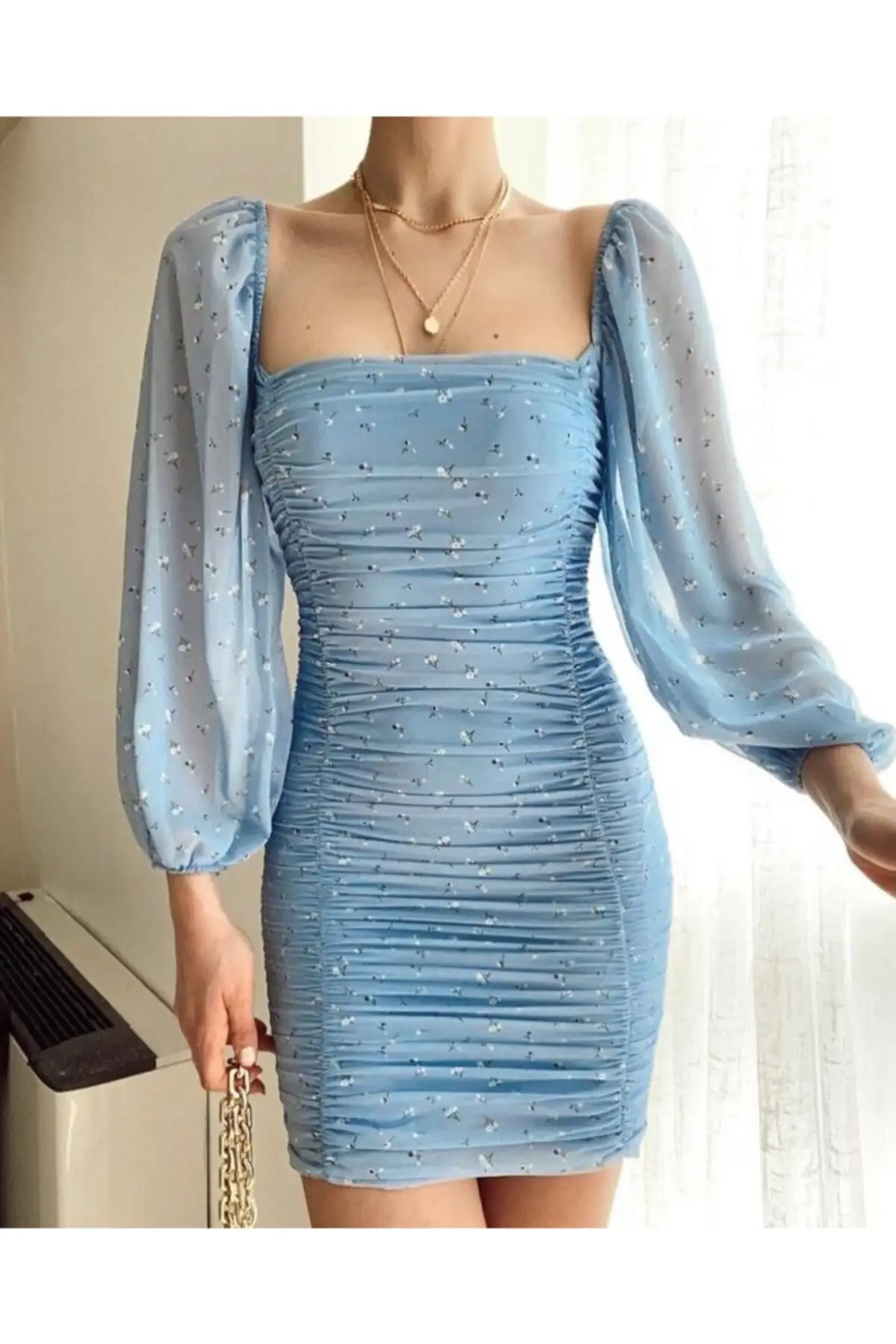 Платье-мини с цветочным принтом, на молнии