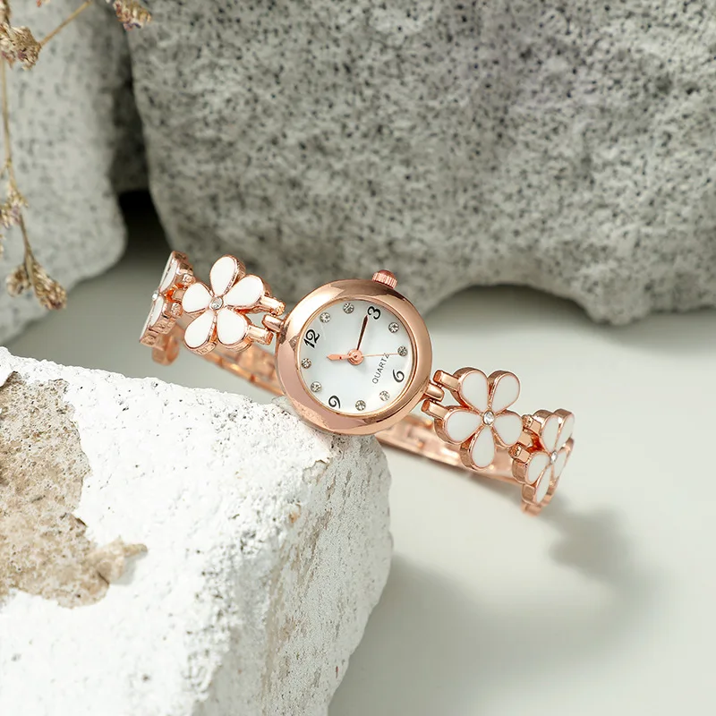 Women Quartz Watch Set Crystal Bracelet Watch Female Jewelry Set 5 Pcs Bracelet Necklace Earring Watches Lady's Wife Mom Gifts