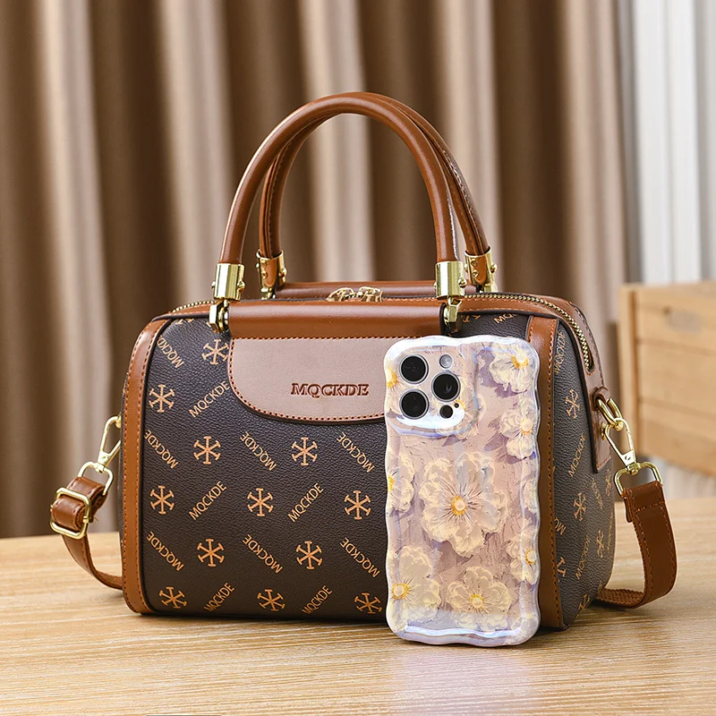 Women's high-end Boston bag 2024 new European and American fashion print handbag can be worn crossbody on one shoulder