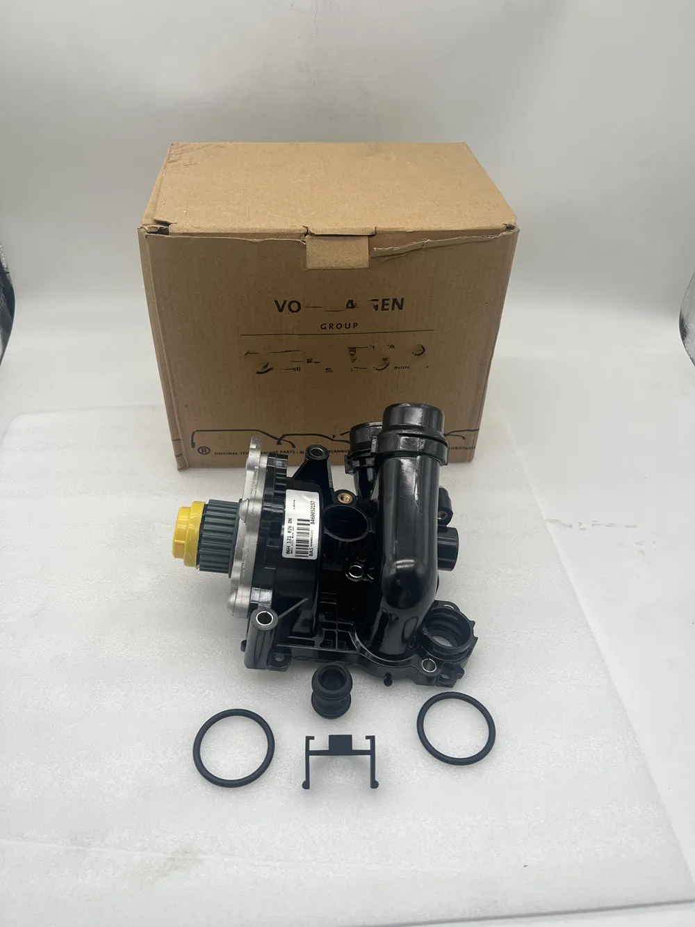 NEW-Genuine-Oem-For-AUDI-SEAT-SKODA-VW-1-8T-2-0-Water-Pump-06H121026DN ...