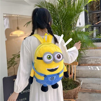 Cattivissimo Me 4 Nuovo cartone animato Anime Zaino in peluche Minions Doll Borsa da scuola di grandi dimensioni Zaino per studenti di grande capacità Regalo 1