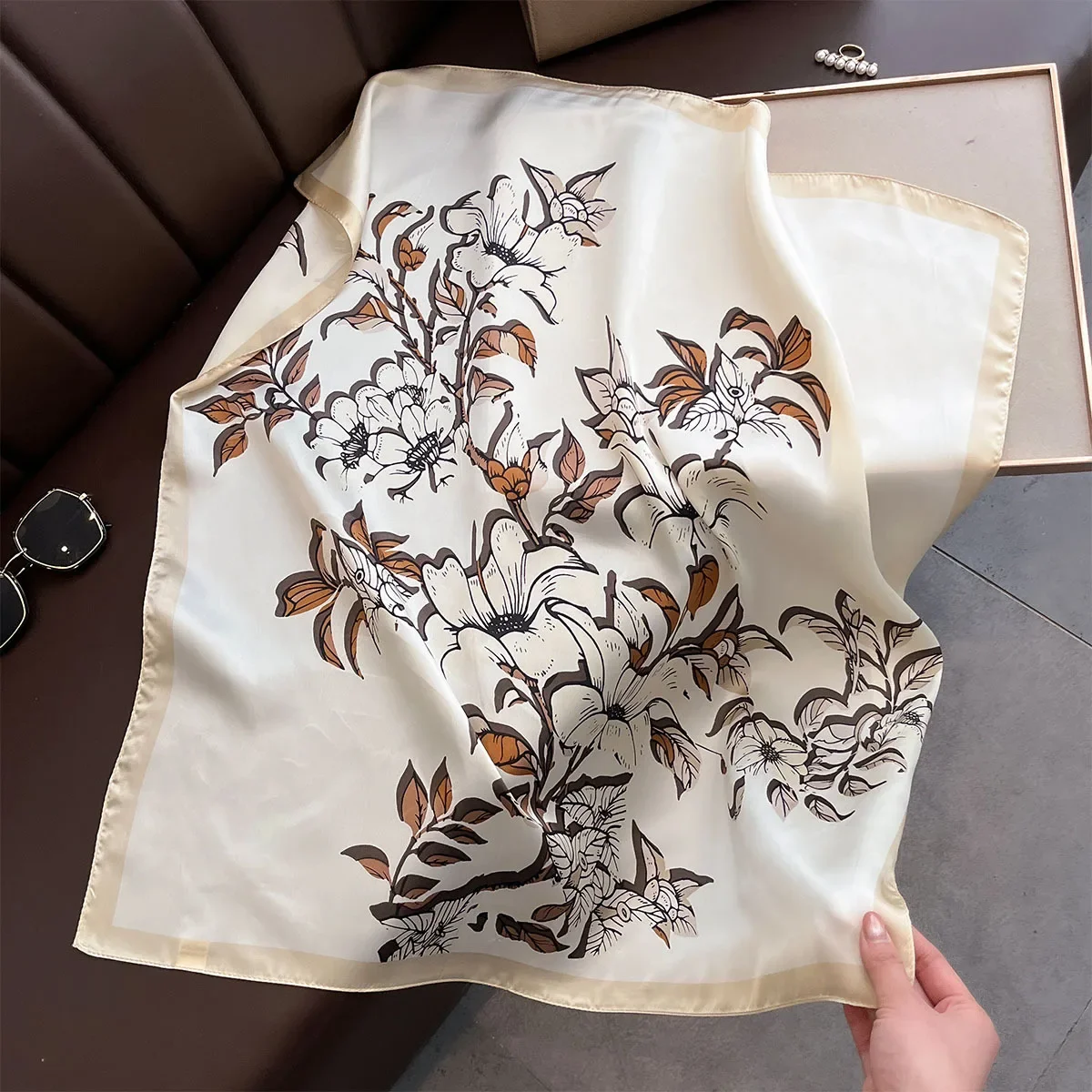 70*70cm Platz Schals Sonnencreme Hijab Frauen Floral Print Schmücken Kopf Schals Foulard Bandana Weibliche Kopftuch Weiche halstuch – Detail 8
