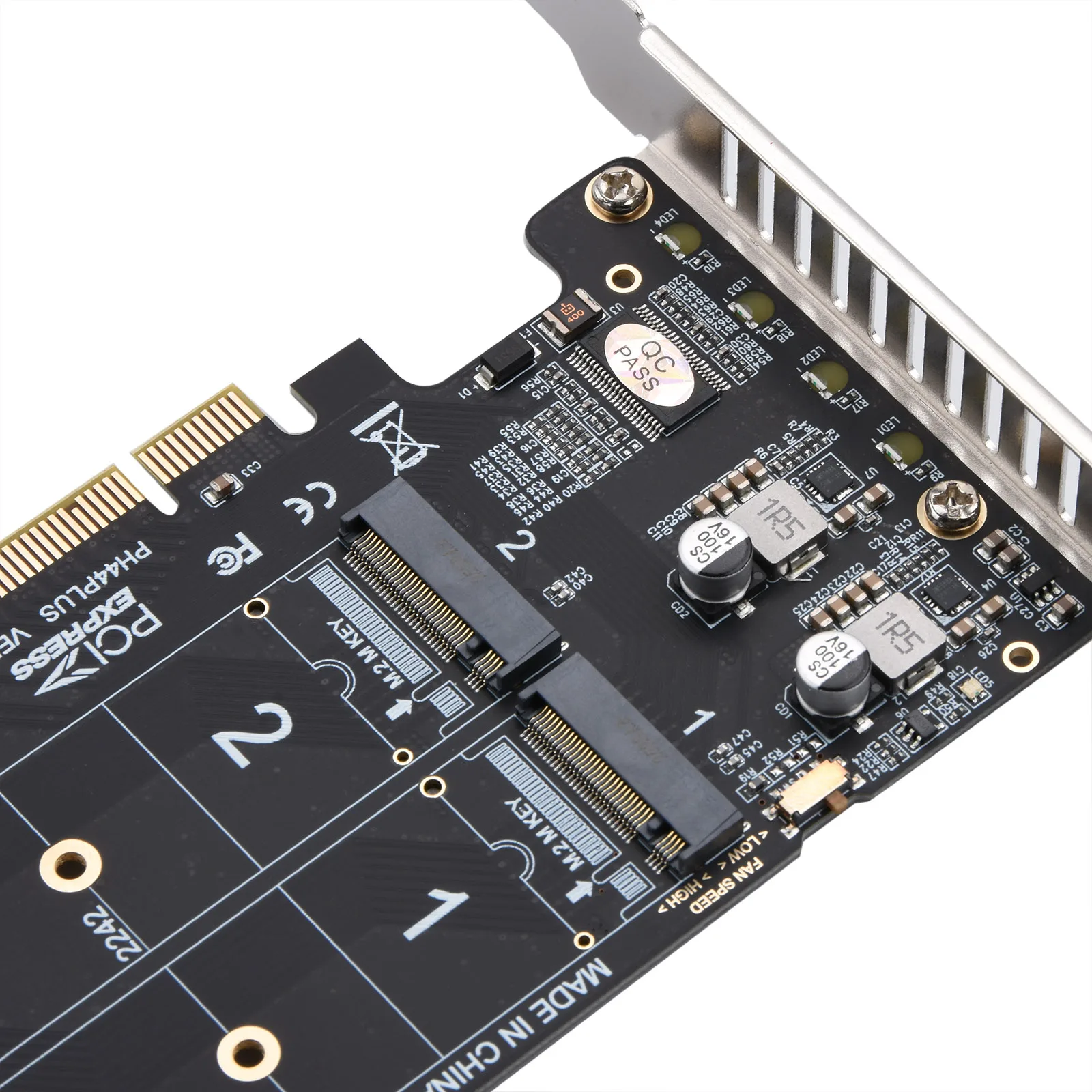Carte PCIe 3.1 16x pour 2 SSD M.2 NVMe M Key (M2 NGFF). RAID