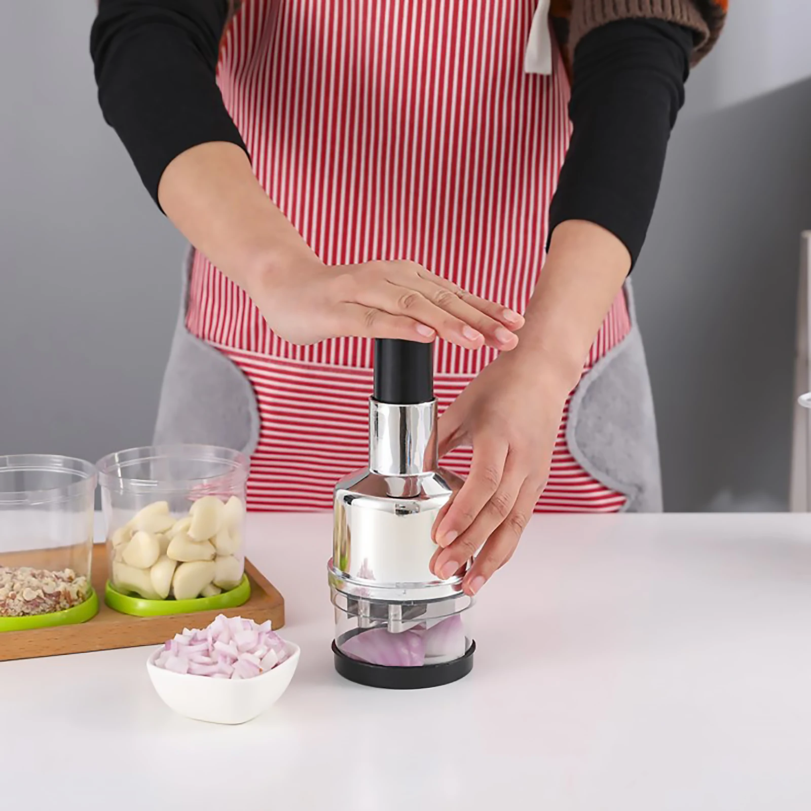 DIYOO Manual Food Processor Vegetable Meat Chopper, Portable Hand Manual Push Garlic Grinder Mincer Onion Cutter for Veggies, Ginger, Fruits, Nuts