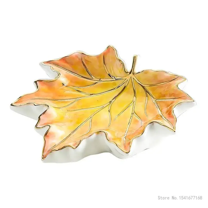 Creative Light Luxury Maple Leaf Soap Box, Storage Rack Ceramic Home Bathroom Supplies No punching Draining Water Soap dish, 1Pc