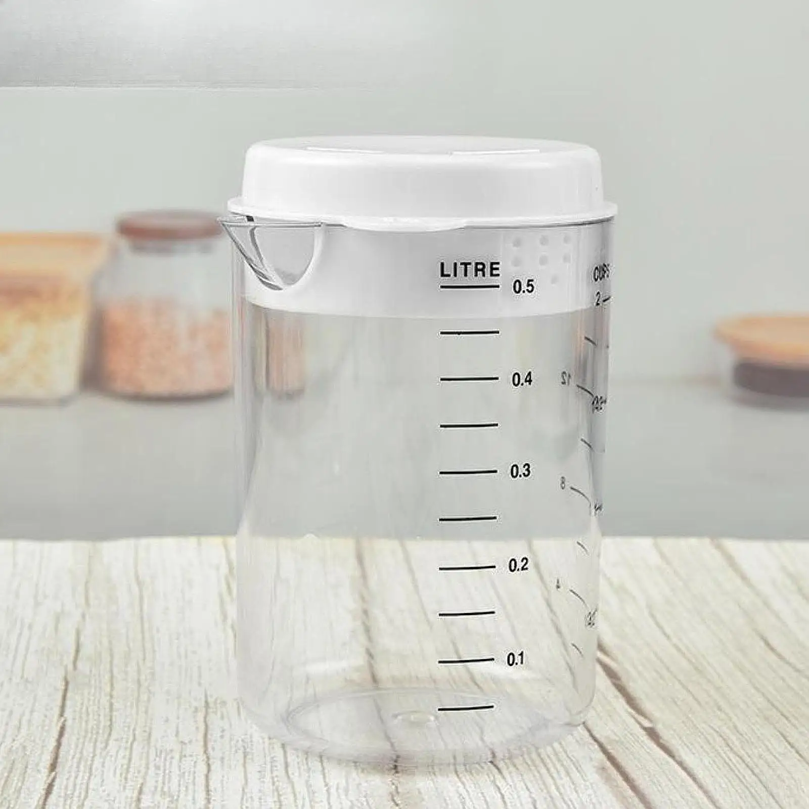 Measuring Cup with Scale 500ml Clear Practical Measure Jug with Cover Kithchen Gadgets for Tea Shop Home Tea Hot and Cold Water