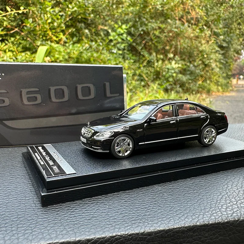 ミニカー Motorhelix Mercedes Benz S600l 1/18 ミニカー Motorhelix Mercedes Benz S600l 1/18 1/18 Motorhelix