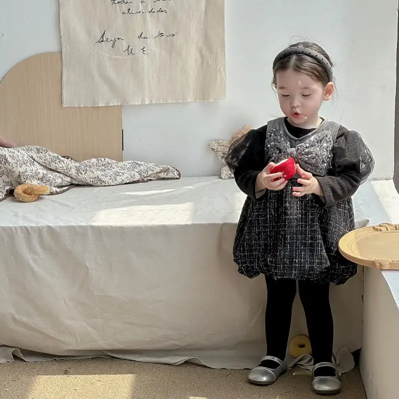 Baby Girl Black Bow Vest Dresses Girls Sisters Rompers Autumn Winter Sweet Dress Korean Infant Birthday Baptism Clothes