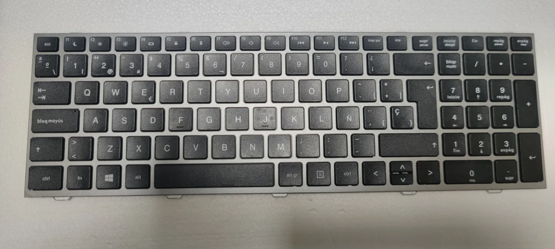 

Клавиатура новая испанская Серебристая для HP Probook 4535S 4530S 4730S