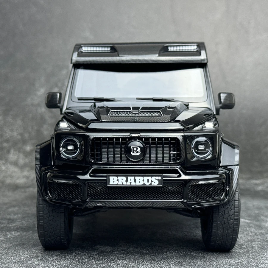 300台限定 1/18 Almost Real メルセデス AMG G63 Mercedes- AMG G63 Black 1:18 Scale by Almost Real (Unboxing